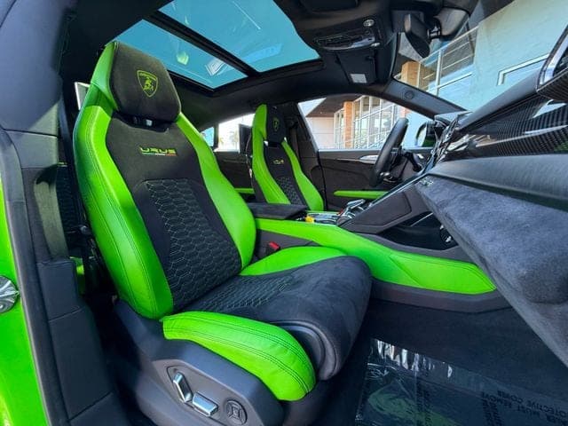 2021 Lamborghini Urus — detail